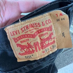 LEVIS 501 Button Fly 34x36